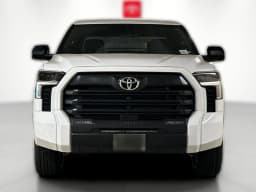 Toyota Tundra 2WD SR5 CrewMax 6.5' Bed (Natl) 2026 — side view