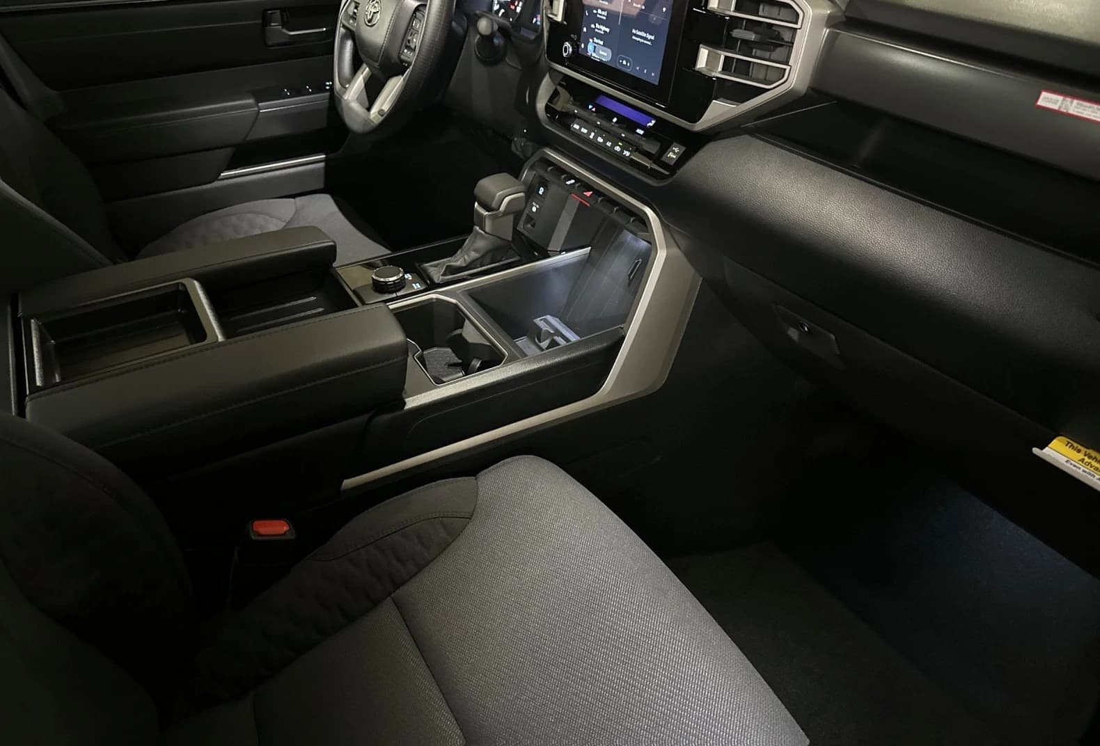 Toyota Tundra 2WD SR5 CrewMax 6.5' Bed (Natl) 2026 — side view