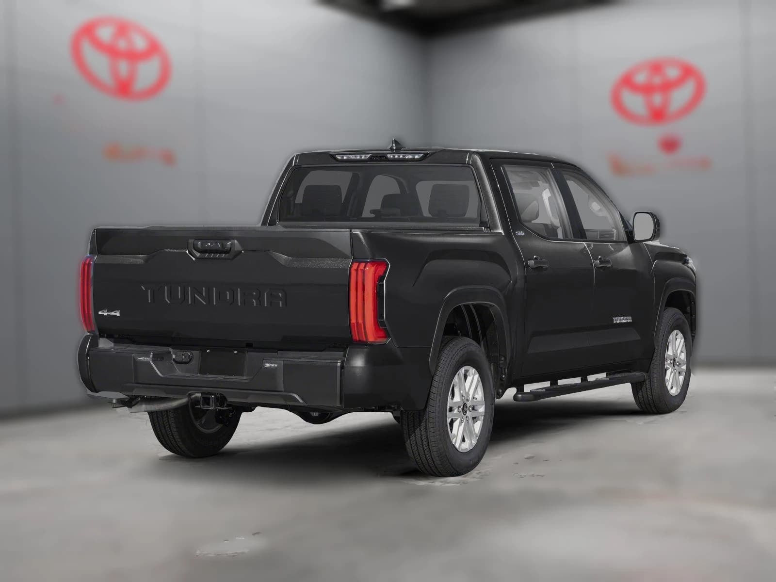 Toyota Tundra 2WD SR5 CrewMax 6.5' Bed (Natl) 2026 — side view
