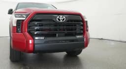 Toyota Tundra 4WD SR5 Double Cab 6.5' Bed (Natl) 2026 — side view