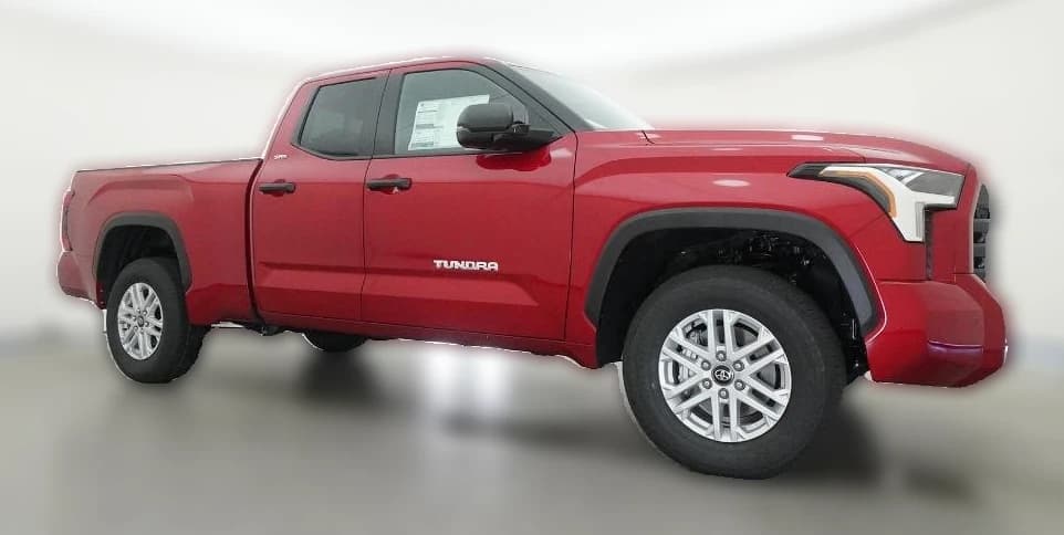 Toyota Tundra 4WD SR5 Double Cab 6.5' Bed (Natl) 2026 — side view
