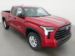 Toyota Tundra 4WD SR5 Double Cab 6.5' Bed (Natl) 2026 — side view