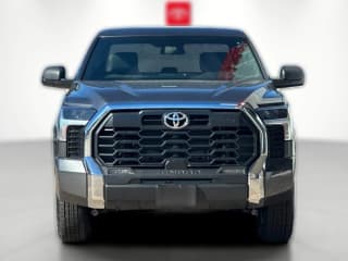 Toyota Tundra 4WD SR5 CrewMax 5.5' Bed (Natl)