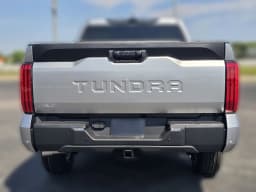Toyota Tundra 4WD SR5 CrewMax 5.5' Bed (Natl) 2026 — side view