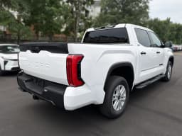 Toyota Tundra 4WD SR5 CrewMax 5.5' Bed (Natl) 2026 — side view
