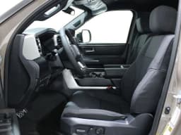 Toyota Tundra 4WD SR5 CrewMax 5.5' Bed (Natl) 2026 — side view