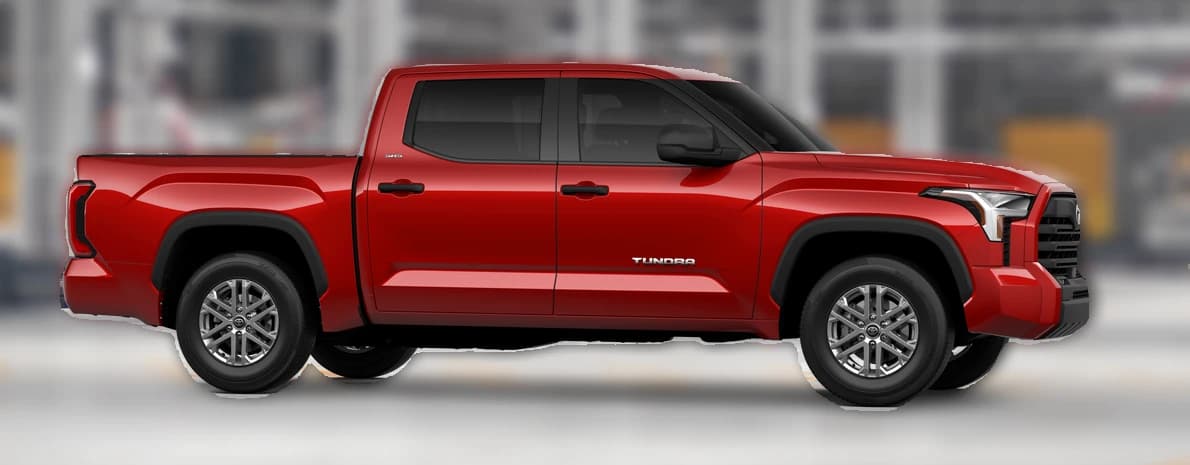 Toyota Tundra 4WD SR5 CrewMax 5.5' Bed (Natl) 2026 — side view