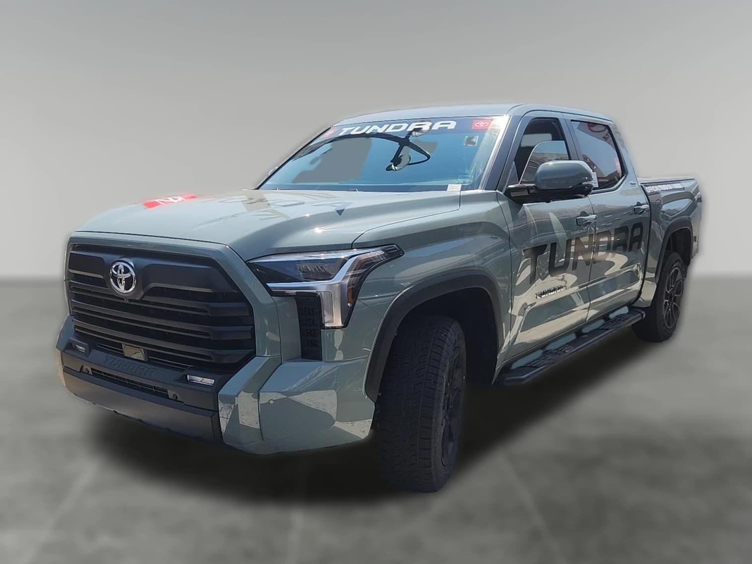 Toyota Tundra 4WD SR5 CrewMax 5.5' Bed (Natl) 2026 — side view