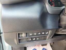 Toyota Tundra 4WD SR5 CrewMax 5.5' Bed (Natl) 2026 — side view
