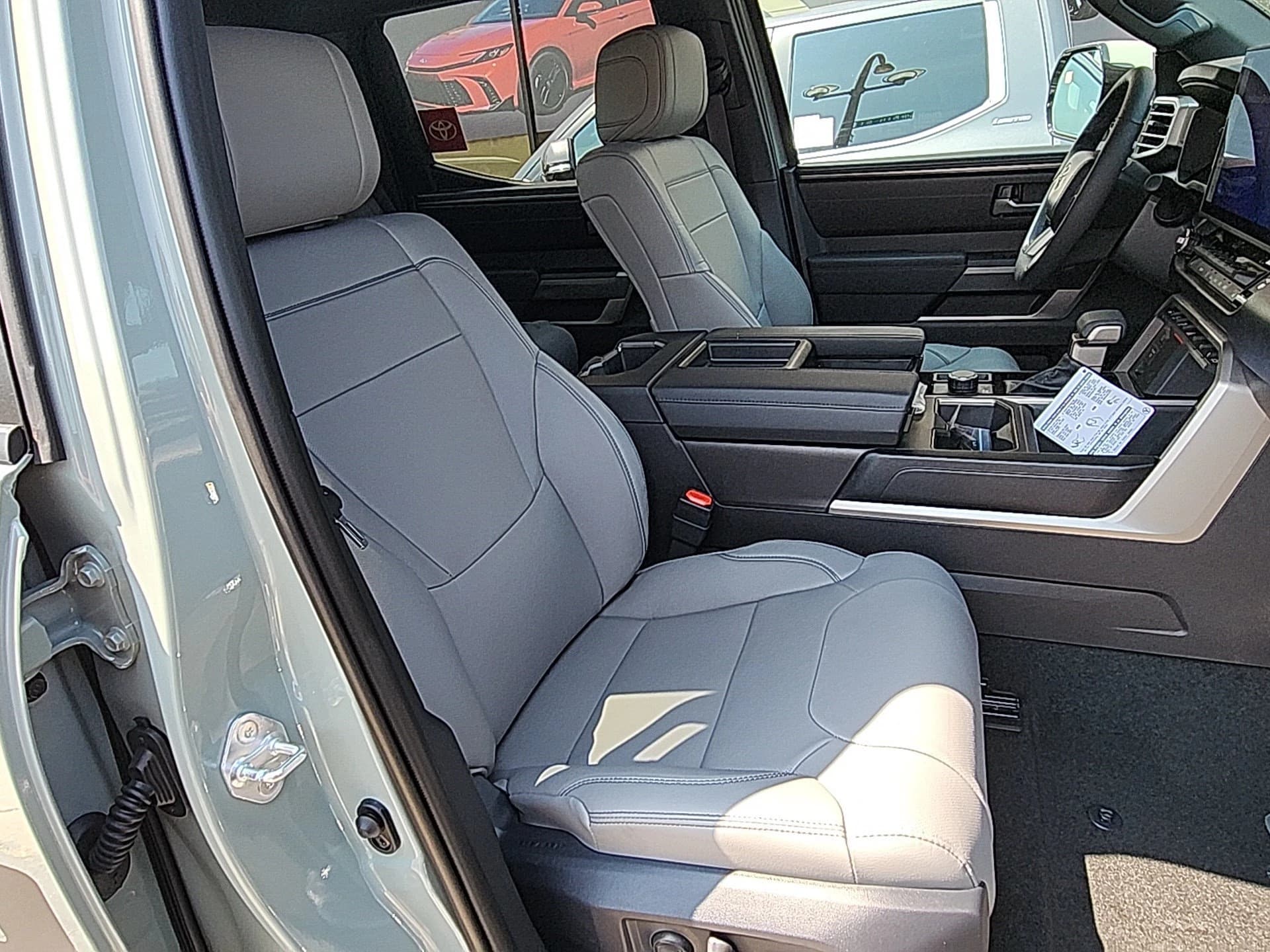 Toyota Tundra 4WD SR5 CrewMax 5.5' Bed (Natl) 2026 — side view