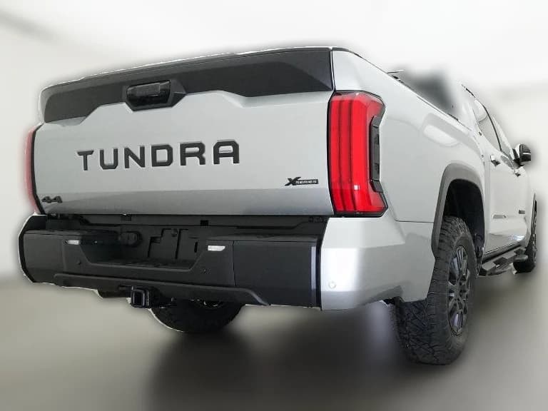 Toyota Tundra 4WD SR5 CrewMax 5.5' Bed (Natl) 2026 — side view