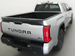 Toyota Tundra 4WD SR5 CrewMax 5.5' Bed (Natl) 2026 — side view