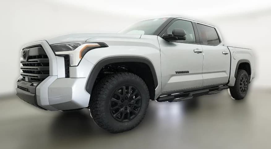 Toyota Tundra 4WD SR5 CrewMax 5.5' Bed (Natl) 2026 — side view