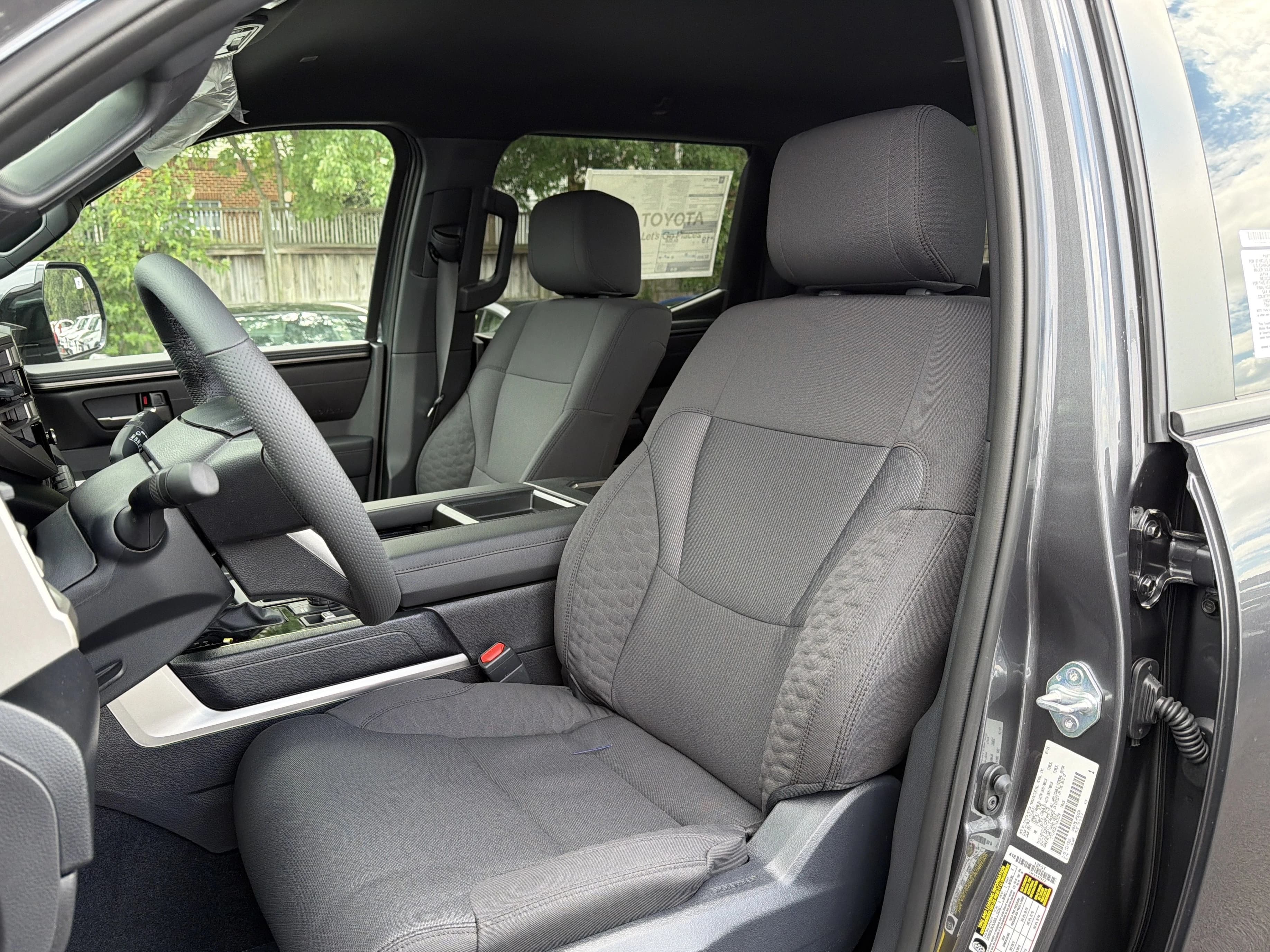 Toyota Tundra 4WD SR5 CrewMax 5.5' Bed (Natl) 2026 — side view