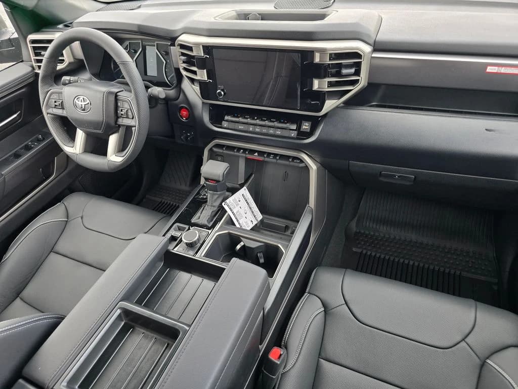 Toyota Tundra 4WD SR5 CrewMax 5.5' Bed (Natl) 2026 — side view
