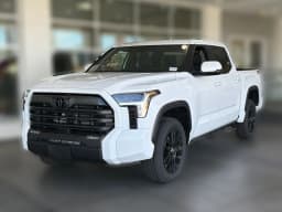 Toyota Tundra 4WD SR5 CrewMax 5.5' Bed (Natl) 2026 — side view