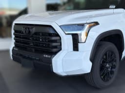 Toyota Tundra 4WD SR5 CrewMax 5.5' Bed (Natl) 2026 — side view