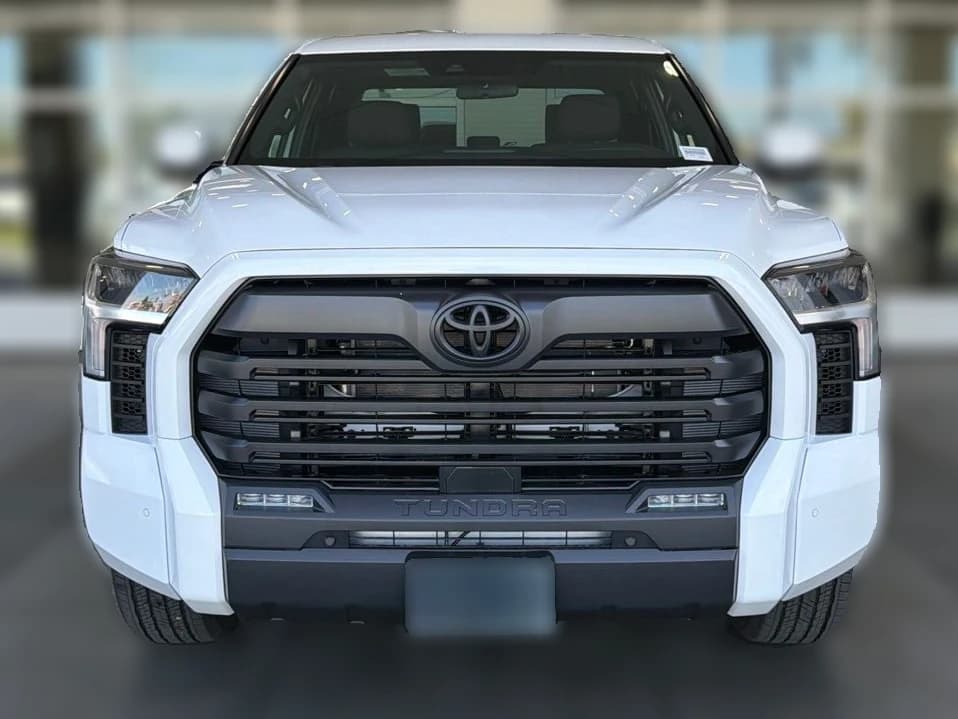 Toyota Tundra 4WD SR5 CrewMax 5.5' Bed (Natl) 2026 — side view