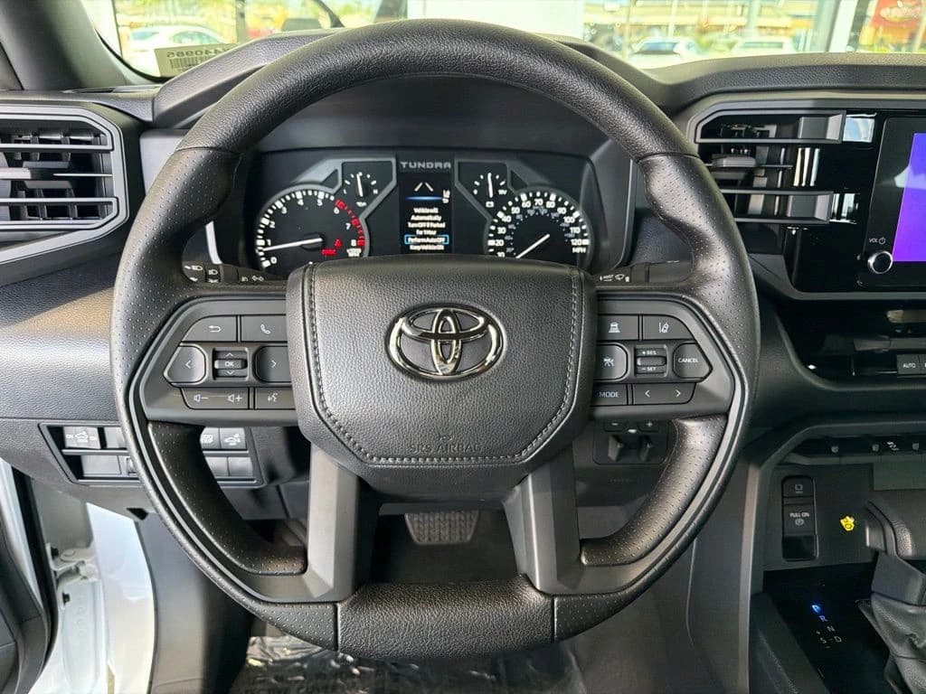 Toyota Tundra 4WD SR5 CrewMax 5.5' Bed (Natl) 2026 — side view