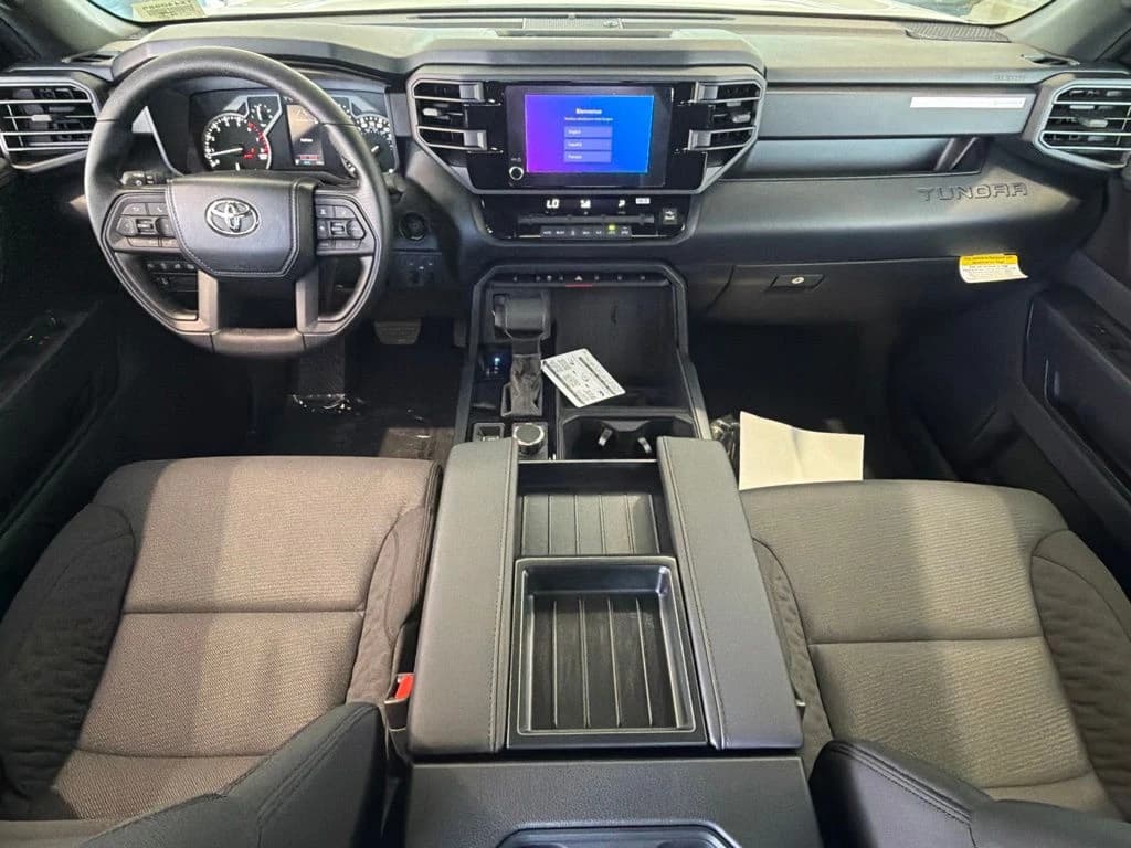 Toyota Tundra 4WD SR5 CrewMax 5.5' Bed (Natl) 2026 — side view