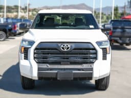 Toyota Tundra 4WD SR5 CrewMax 5.5' Bed (Natl) 2026 — side view