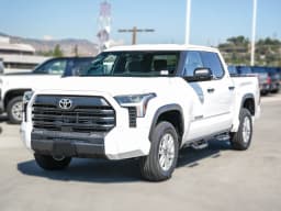 Toyota Tundra 4WD SR5 CrewMax 5.5' Bed (Natl) 2026 — side view