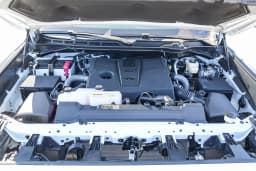 Toyota Tundra 4WD SR5 CrewMax 5.5' Bed (Natl) 2026 — side view