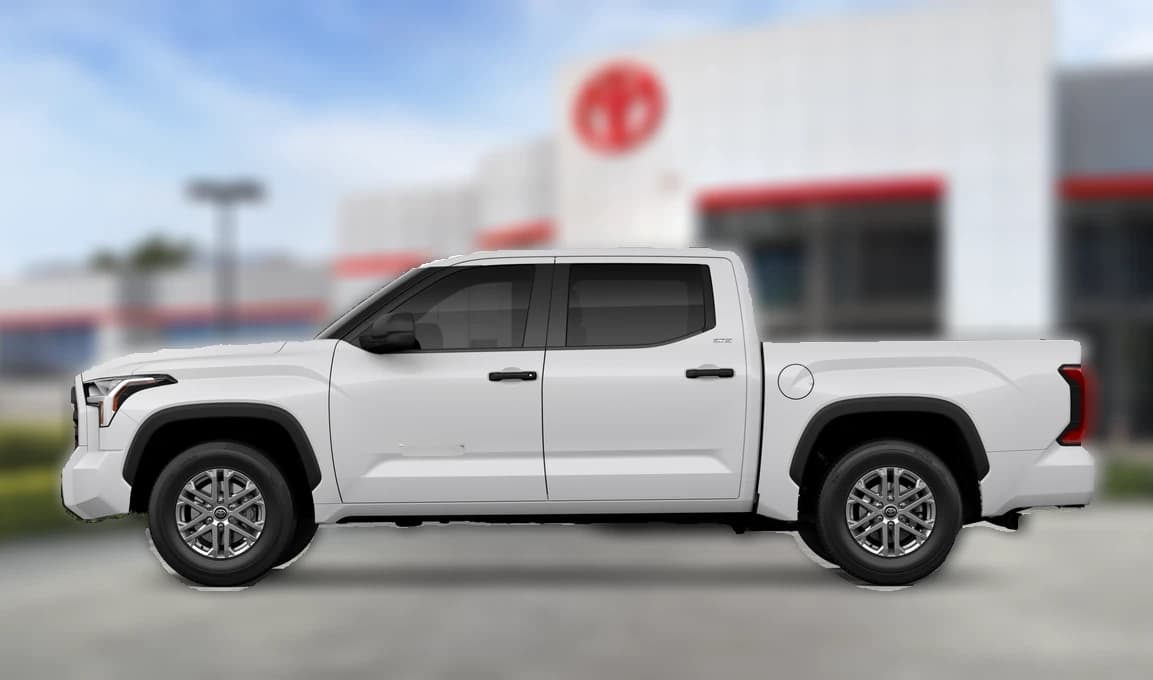 Toyota Tundra 4WD SR5 CrewMax 5.5' Bed (Natl) 2026 — side view