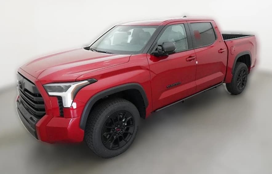 Toyota Tundra 4WD SR5 CrewMax 5.5' Bed (Natl) 2026 — side view