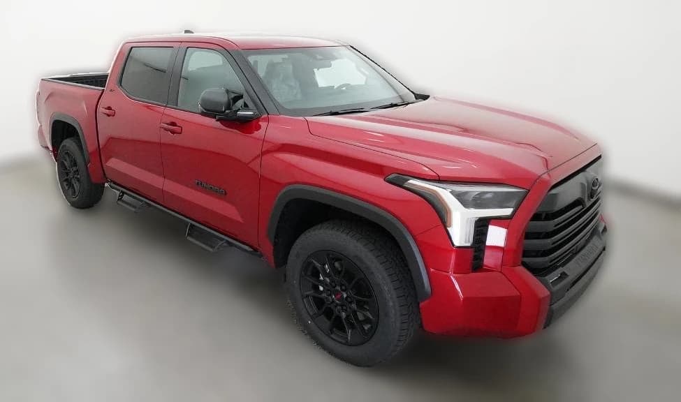Toyota Tundra 4WD SR5 CrewMax 5.5' Bed (Natl) 2026 — side view