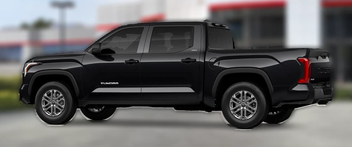 Toyota Tundra 4WD SR5 CrewMax 5.5' Bed (Natl) 2026 — side view
