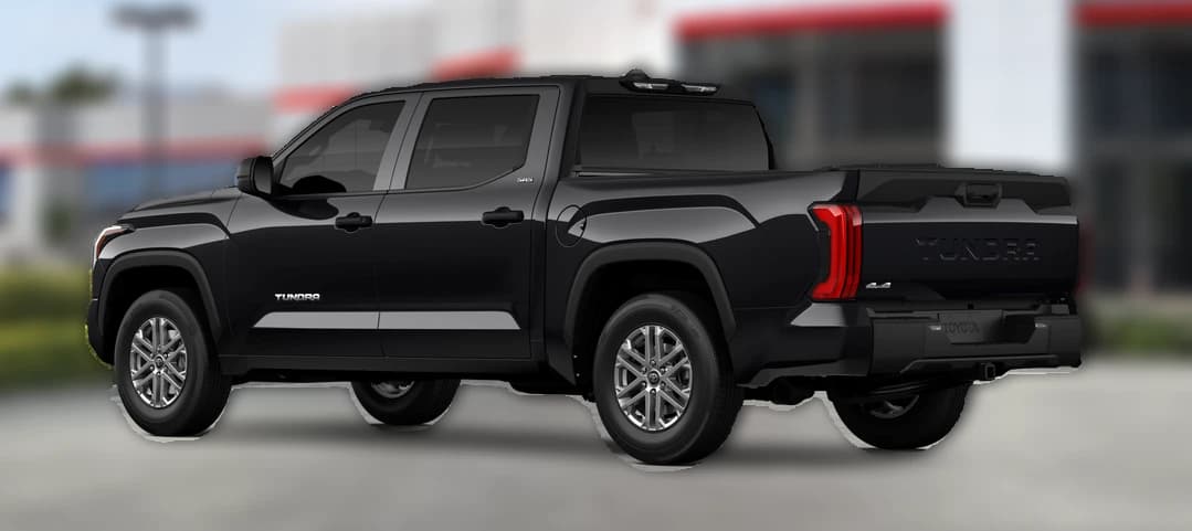 Toyota Tundra 4WD SR5 CrewMax 5.5' Bed (Natl) 2026 — side view