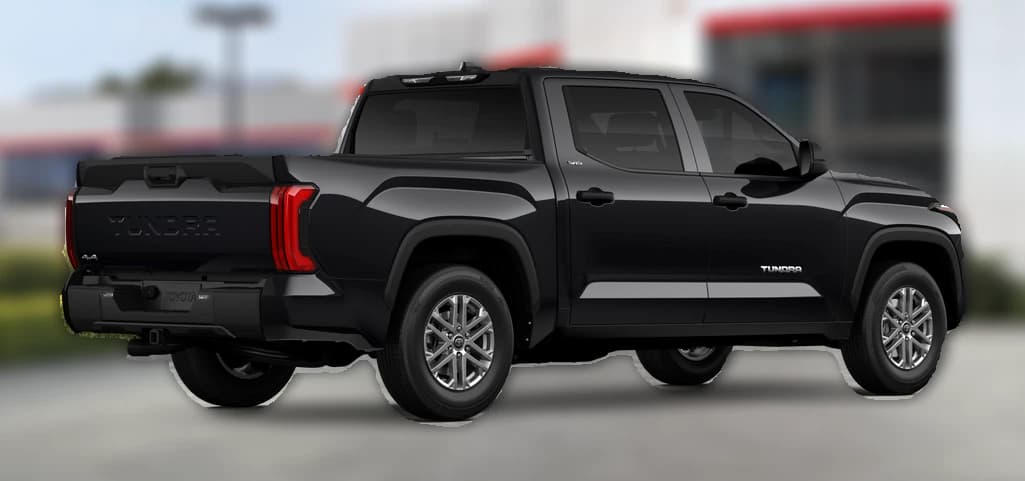 Toyota Tundra 4WD SR5 CrewMax 5.5' Bed (Natl) 2026 — side view