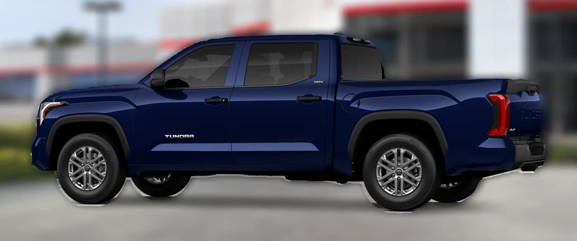 Toyota Tundra 4WD SR5 CrewMax 5.5' Bed (Natl) 2026 — side view
