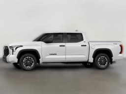 Toyota Tundra 4WD SR5 CrewMax 5.5' Bed (Natl) 2026 — side view