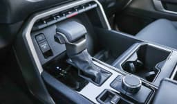 Toyota Tundra 4WD SR5 CrewMax 5.5' Bed (Natl) 2026 — side view