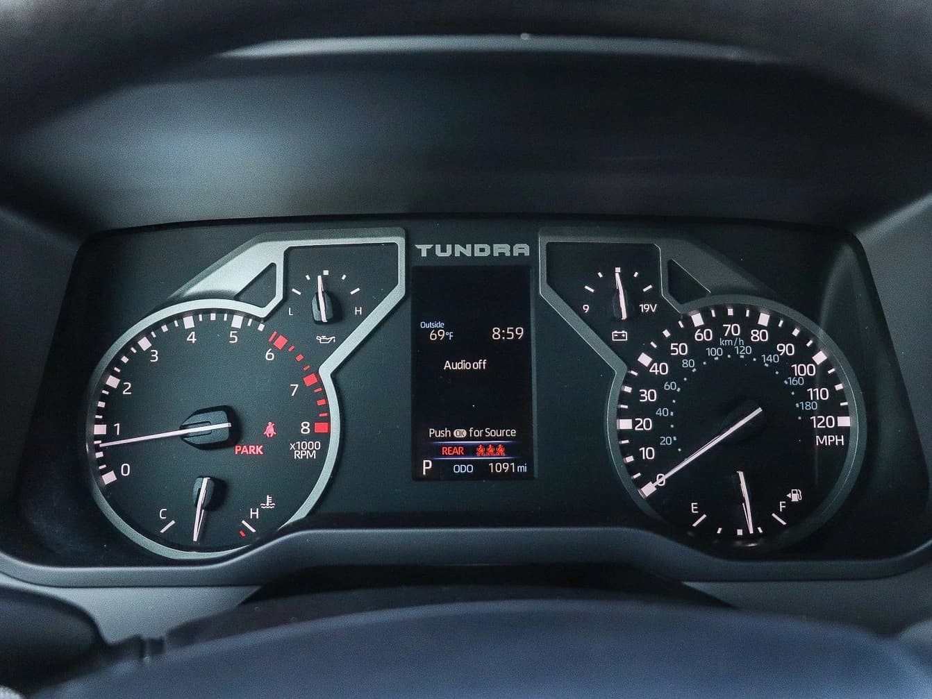 Toyota Tundra 4WD SR5 CrewMax 5.5' Bed (Natl) 2026 — side view