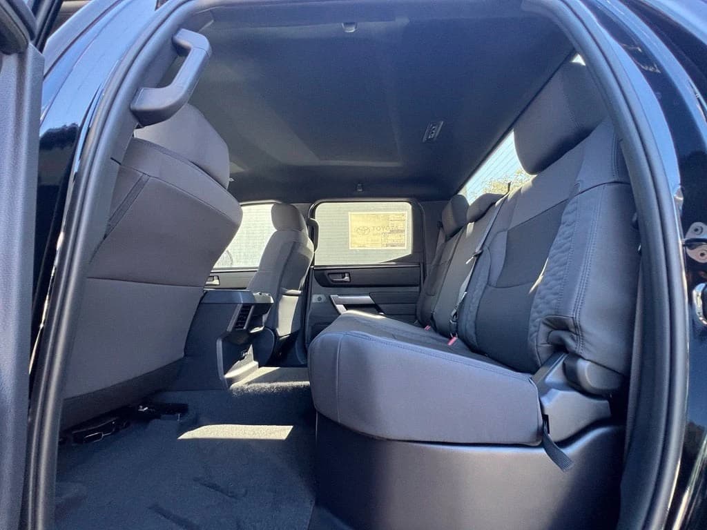 Toyota Tundra 4WD SR5 CrewMax 5.5' Bed (Natl) 2026 — side view