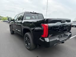 Toyota Tundra 4WD SR5 CrewMax 5.5' Bed (Natl) 2026 — side view