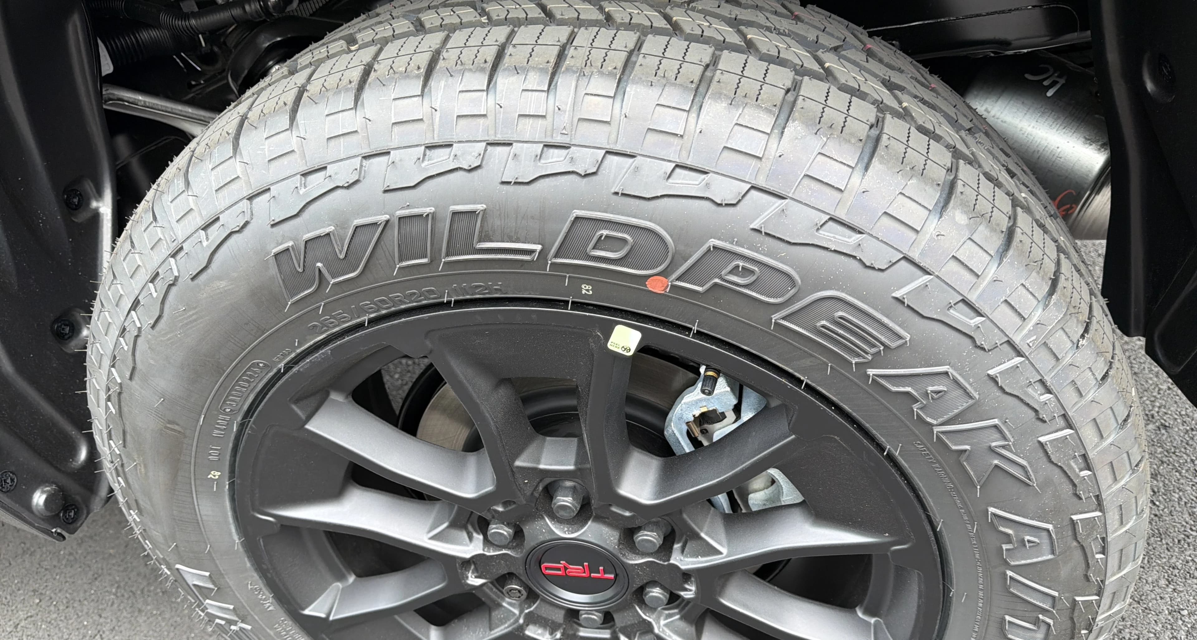 Toyota Tundra 4WD SR5 CrewMax 5.5' Bed (Natl) 2026 — side view