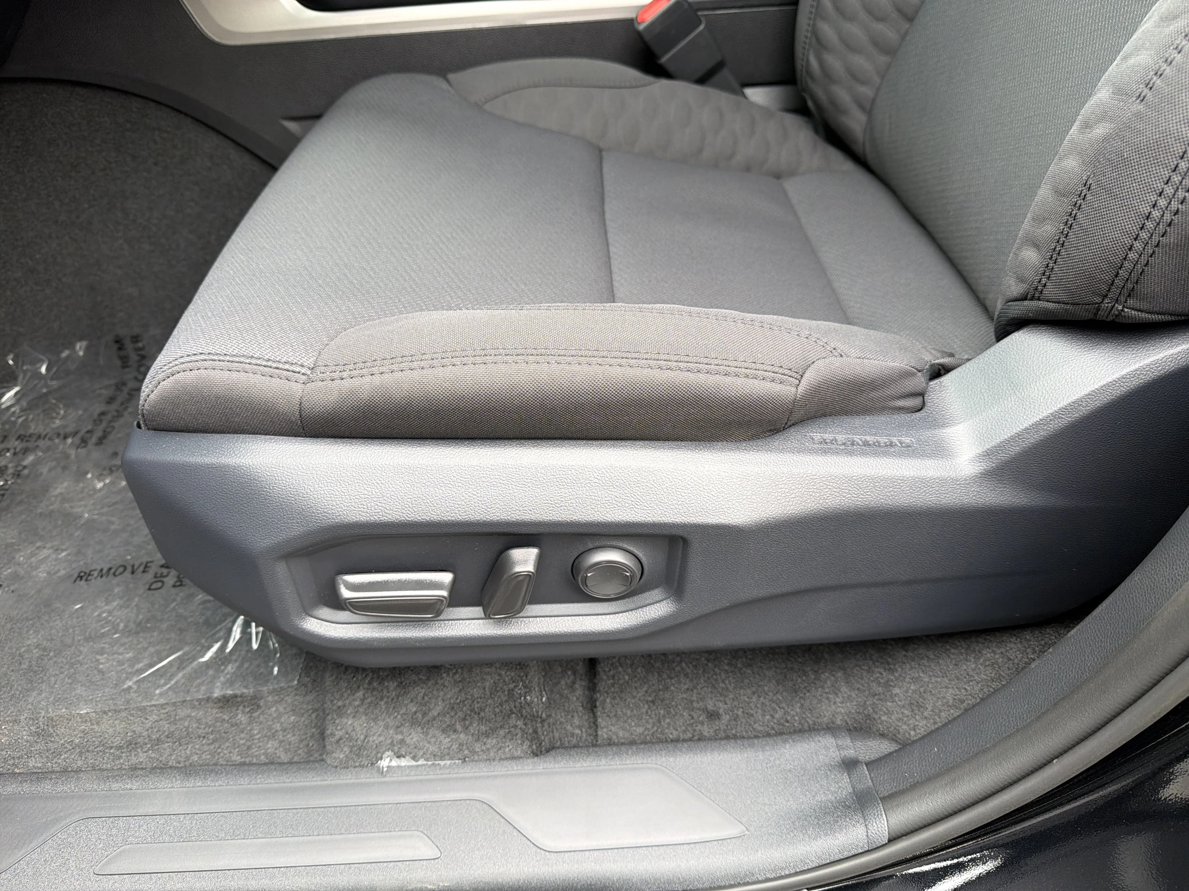Toyota Tundra 4WD SR5 CrewMax 5.5' Bed (Natl) 2026 — side view