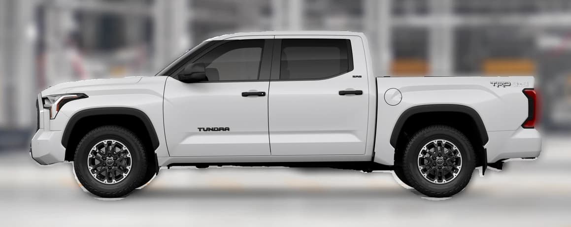 Toyota Tundra 4WD SR5 CrewMax 5.5' Bed (Natl) 2026 — side view