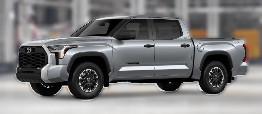 Toyota Tundra 4WD SR5 CrewMax 5.5' Bed (Natl) 2026 — side view