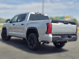Toyota Tundra 4WD SR5 CrewMax 5.5' Bed (Natl) 2026 — side view