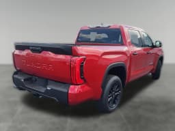 Toyota Tundra 4WD SR5 CrewMax 5.5' Bed (Natl) 2026 — side view