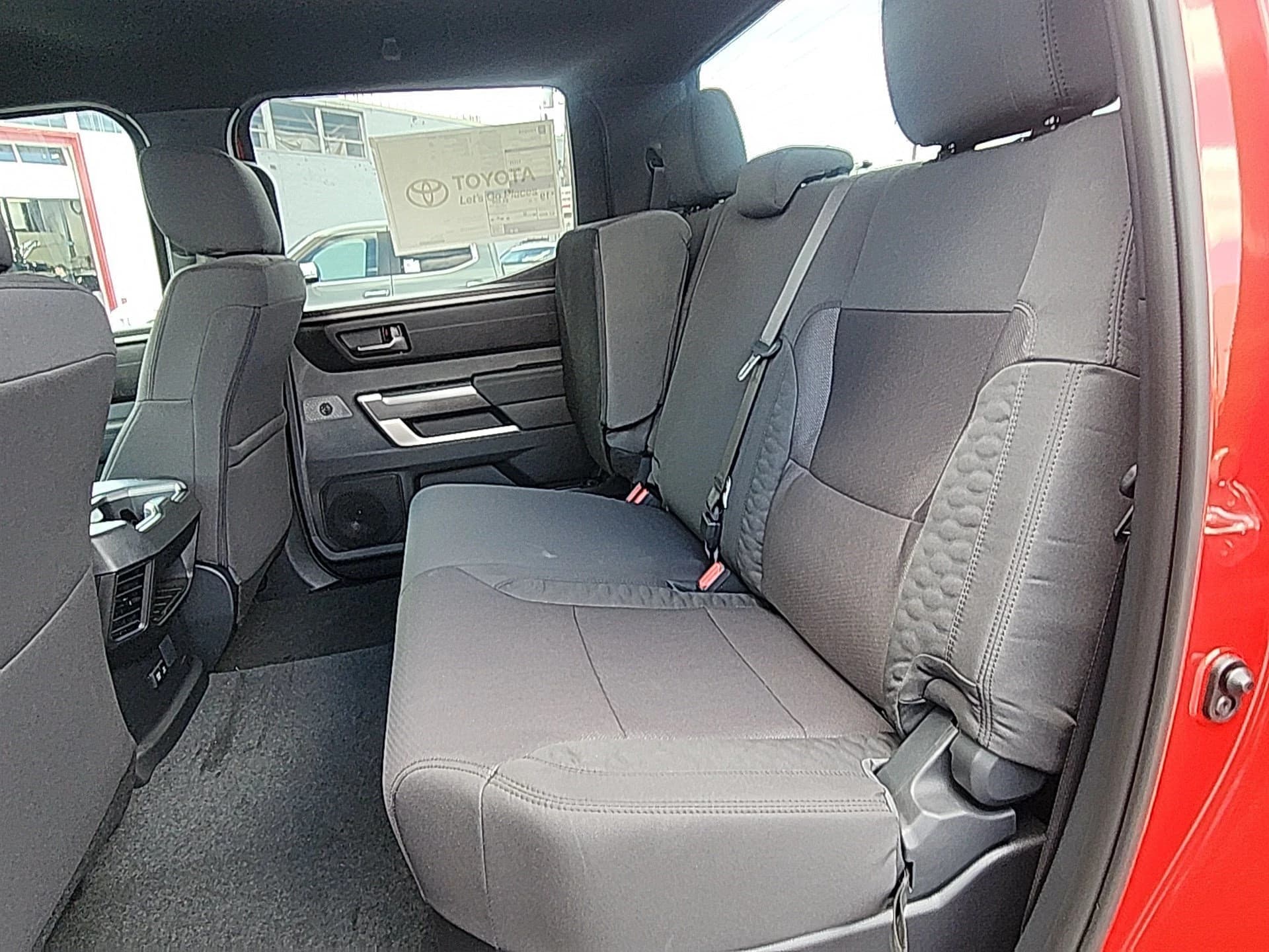 Toyota Tundra 4WD SR5 CrewMax 5.5' Bed (Natl) 2026 — side view