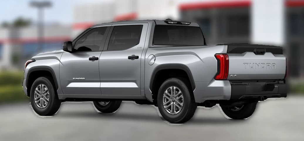 Toyota Tundra 4WD SR5 CrewMax 5.5' Bed (Natl) 2026 — side view