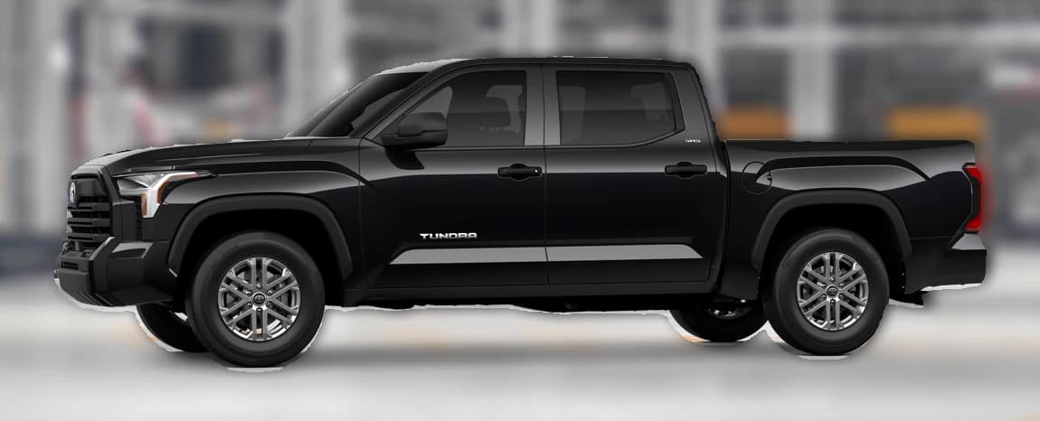 Toyota Tundra 4WD SR5 CrewMax 5.5' Bed (Natl) 2026 — side view