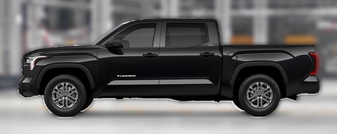 Toyota Tundra 4WD SR5 CrewMax 5.5' Bed (Natl) 2026 — side view