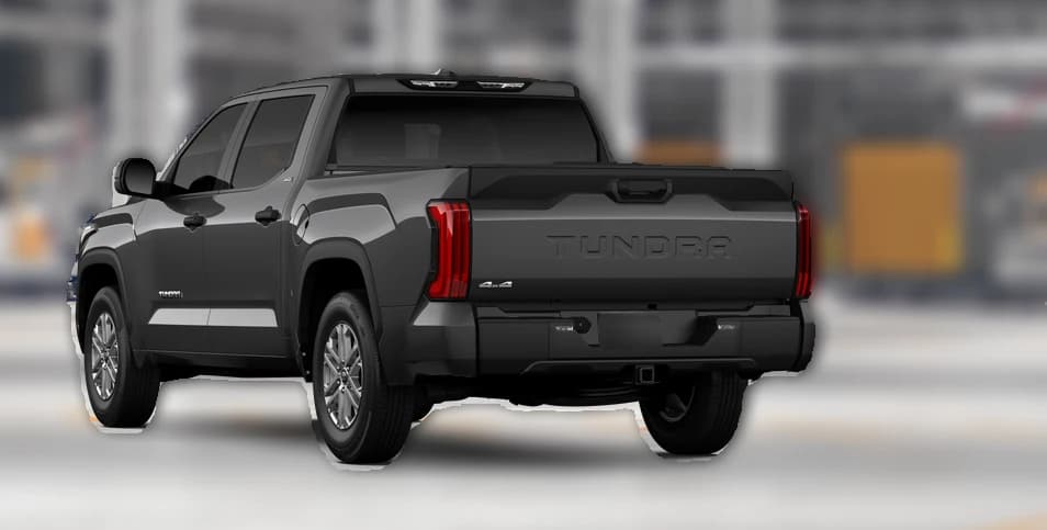 Toyota Tundra 4WD SR5 CrewMax 5.5' Bed (Natl) 2026 — side view